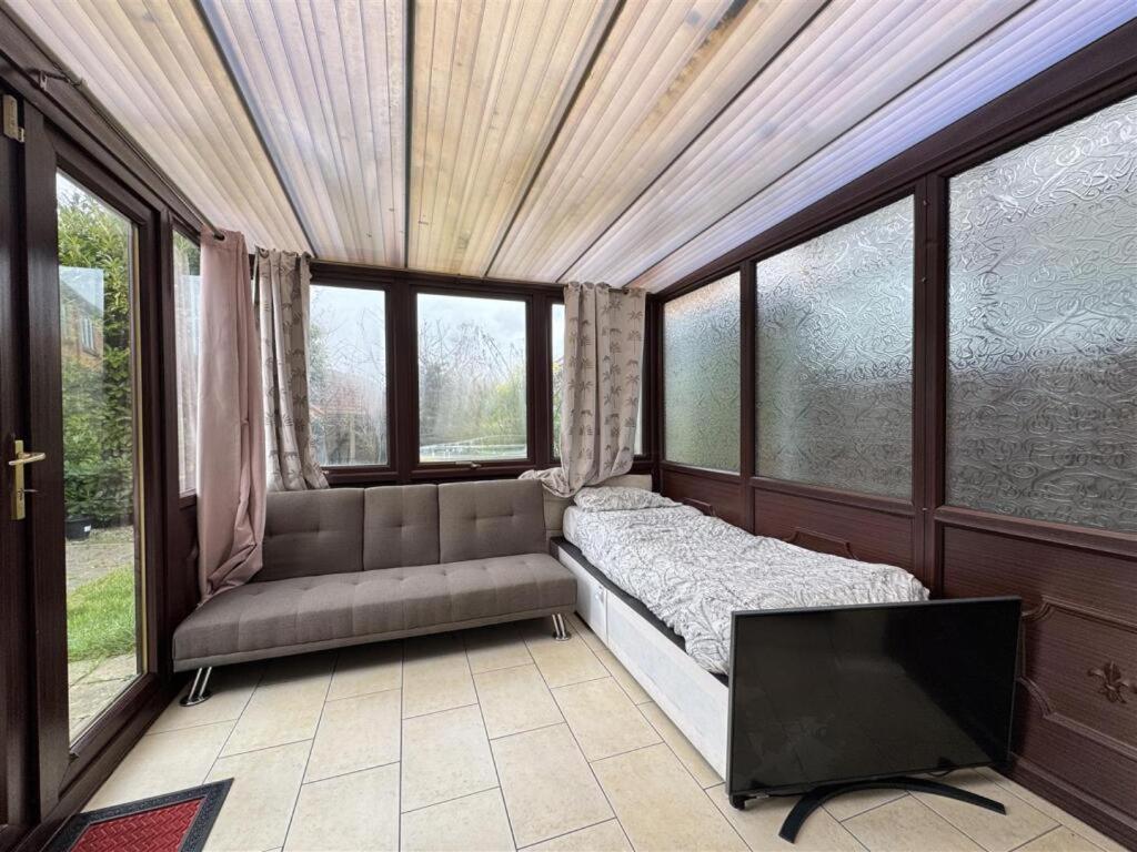 Clove, 3-4 Bed House With Garden, Free Parking, Sleeps 9 In Grays & Chafford Hundred Stifford Luaran gambar